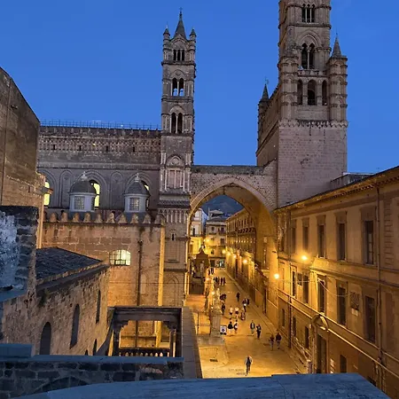 La Terrazza Cattedrale Exclusive Rooftop Private Cathedral Apartment