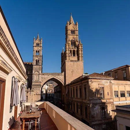 La Terrazza Cattedrale Exclusive Rooftop Private Cathedral * Palermo